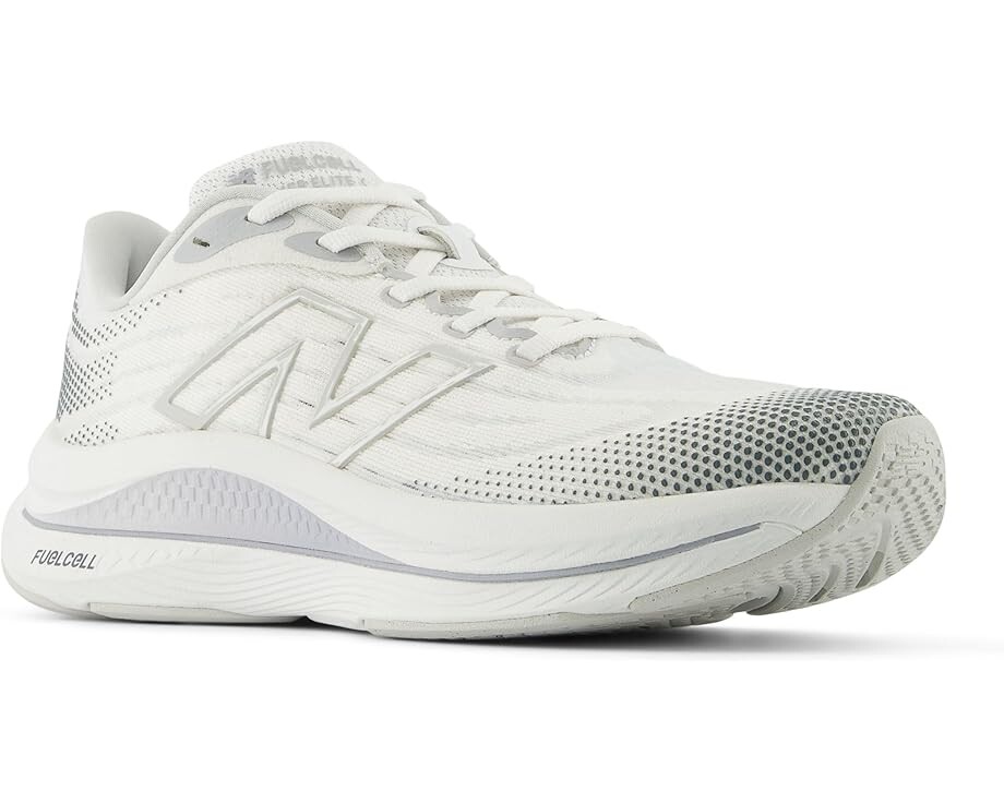 

Кроссовки New Balance Fuel Cell Walker Elite, цвет White/Grey Matter