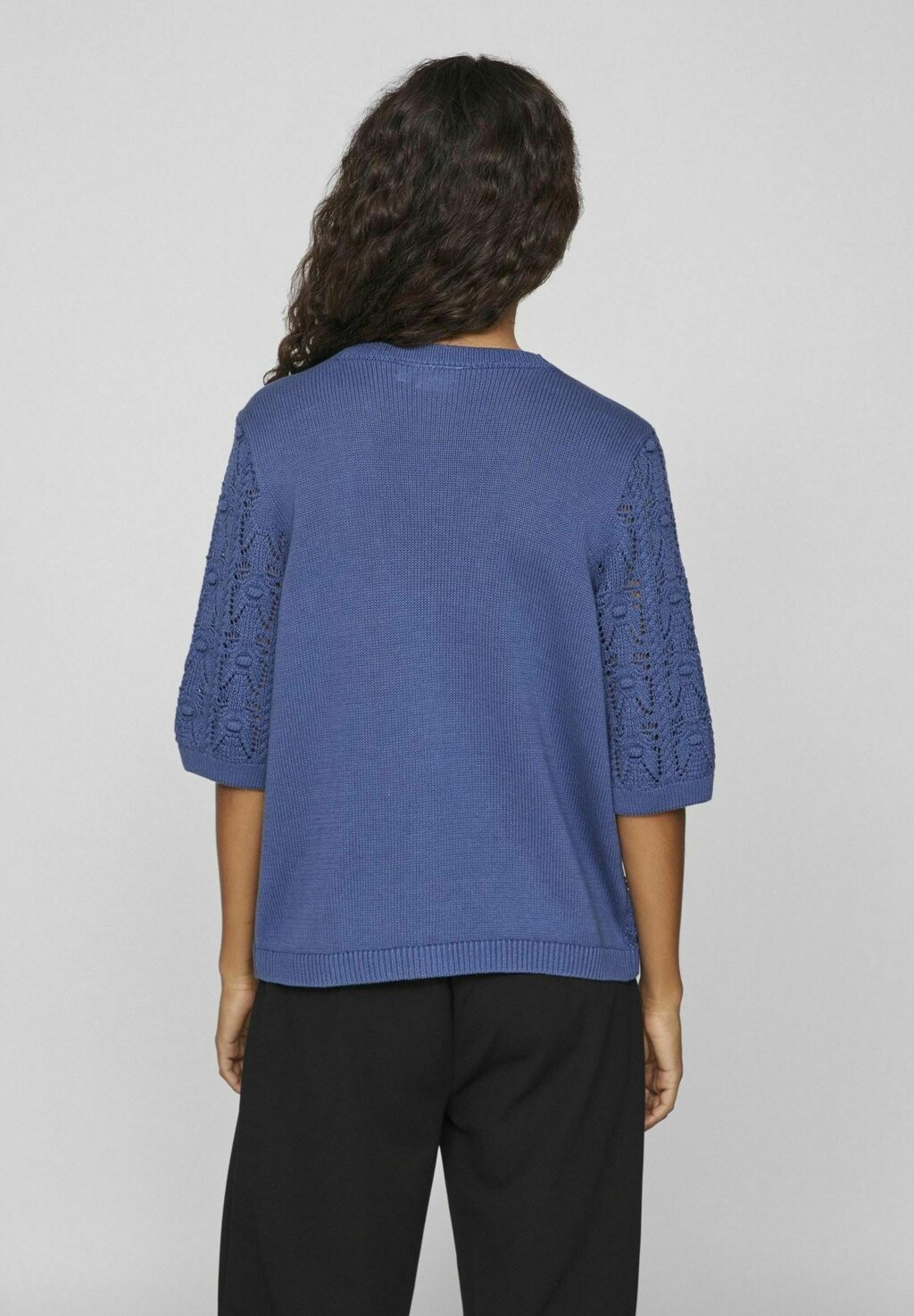

Кардиган STRICKJACKE VILA, серый