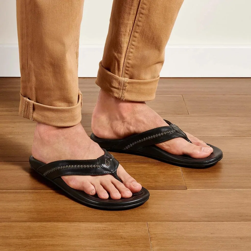 Сандалии из натуральной кожи с поддержкой стопы OLUKAI, Black/Black — фото 2