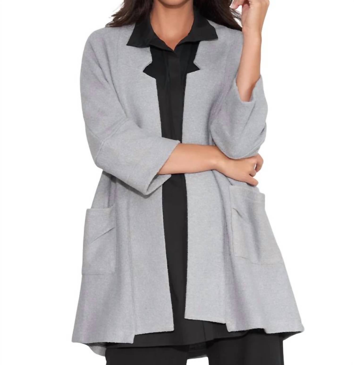 

Пальто Cozy Up в средне-сером цвете Stella Carakasi, цвет medium gray