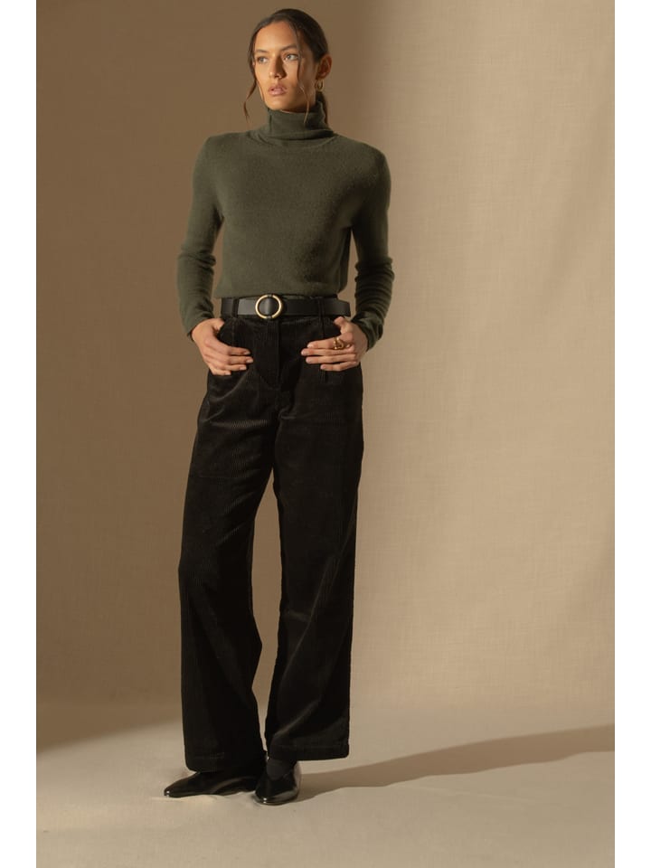 

Perfect Cashmere Кашемировый свитер с высоким воротником цвета хаки