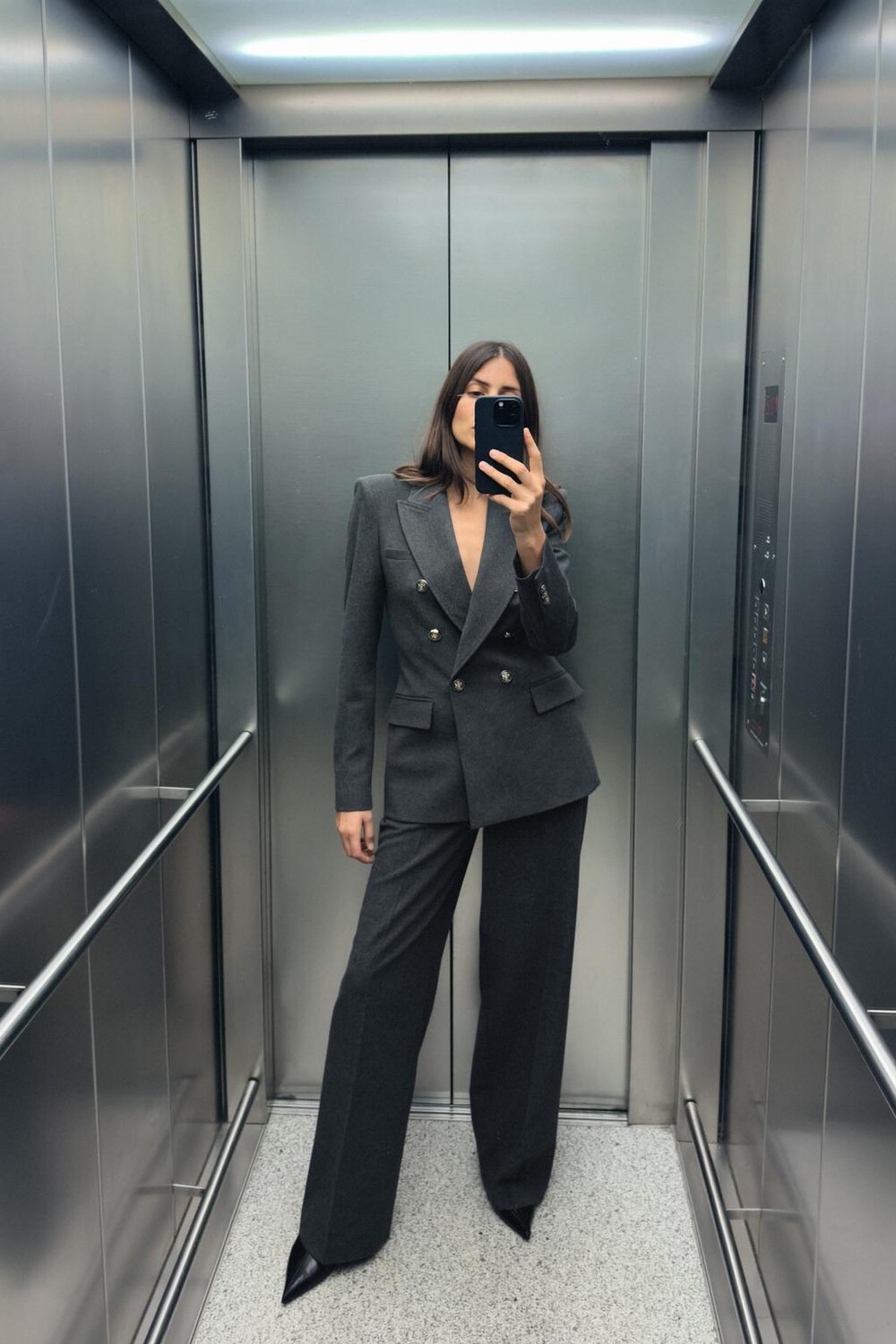

Брюки прямого кроя ZARA, антрацитово-серый