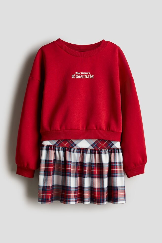 

Костюм двойка состоящий из толстовки и юбки H&M, красный