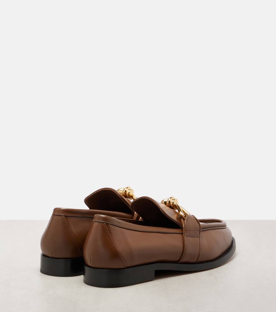 Лоферы из кожи с узлом Astaire Bottega Veneta, Nocciola — фото 2