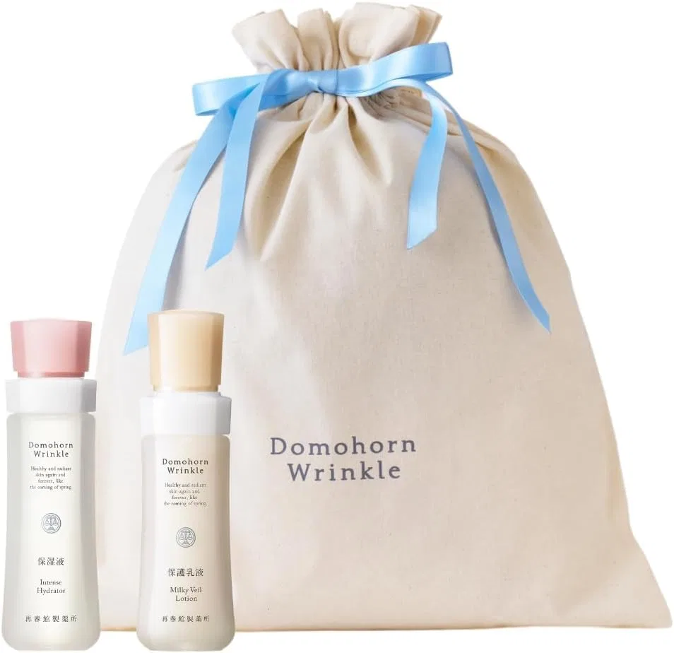 Набор для ухода за кожей Domhorn Moist Gift Set 8 предметов Saishunkan Pharmaceutical Co., Ltd.