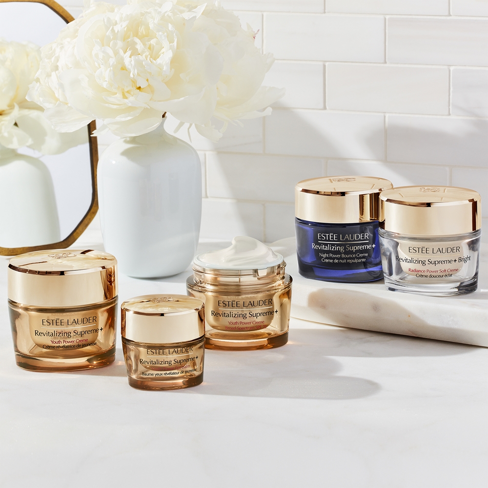Revitalizing Supreme+ Bright Radiance Power Soft Creme Освежающий увлажняющий крем с осветляющим и разглаживающим эффектом Estée Lauder, 50 мл — фото 4