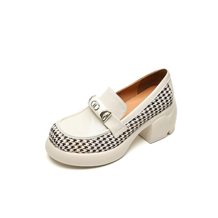 

Лоферы женские Quicheshoes, черный