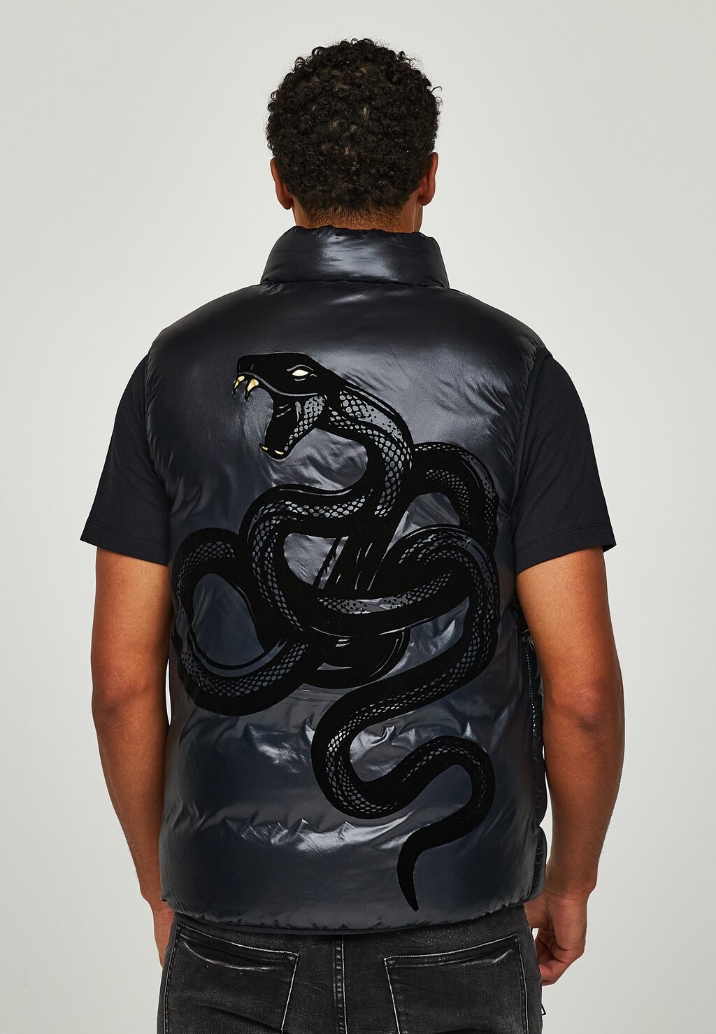 

Жилет VIPERONO PUFFER GILET Glorious Gangsta, черный