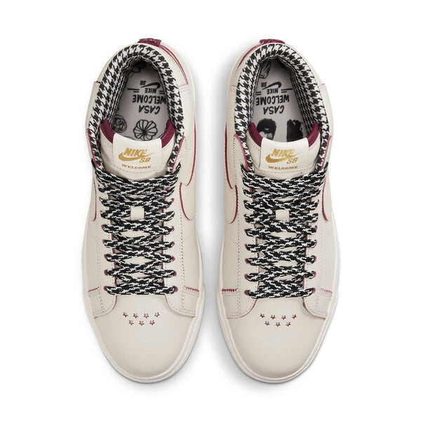 Кроссовки Nike x Welcome Skateboarding Zoom Blazer Mid SB 'Casa Welcome Madrid', цвет sail/dark beetroot/white — фото 3