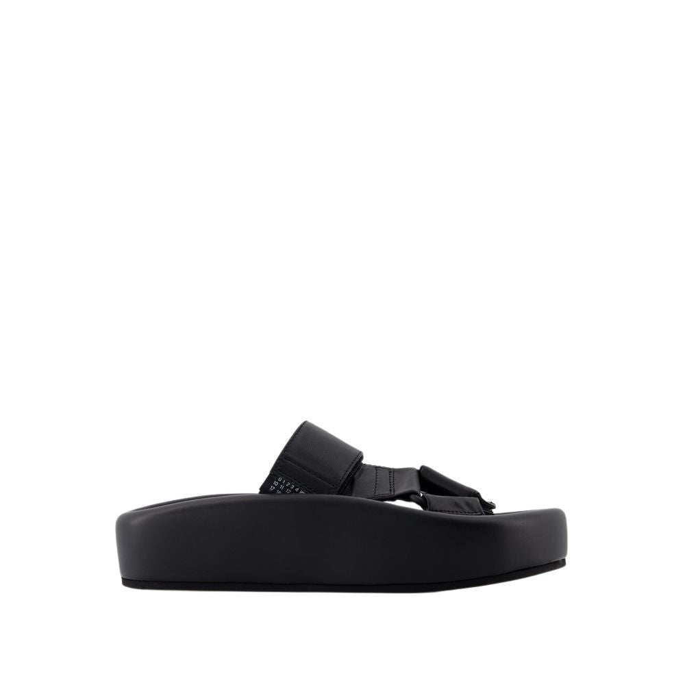 Сандалии - кожаные - черные Mm6 By Maison Margiela