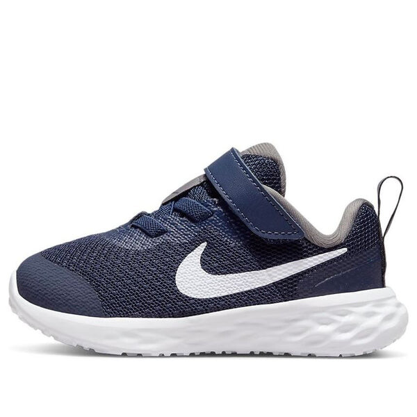 

Революция кроссовок 6 Nike, синий