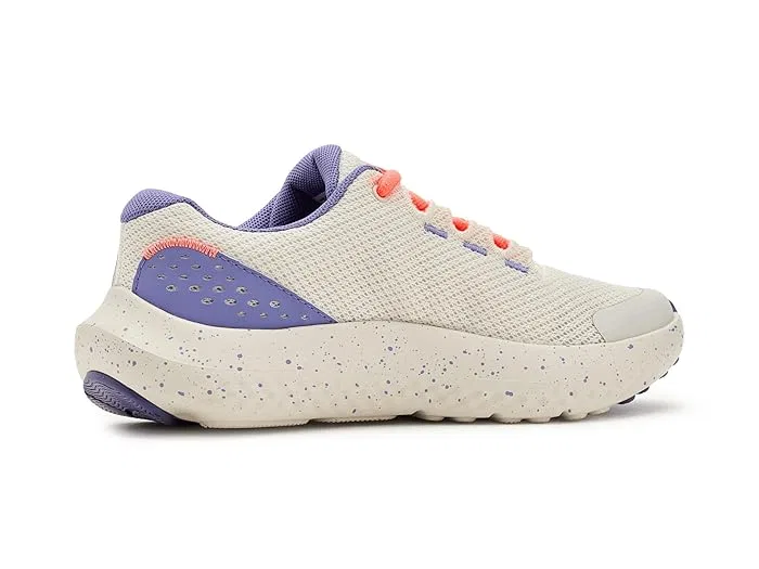 Кроссовки для детей Under Armour Kids Surge 4, Summit White/Purple Luxe/Electric Tangerine — фото 4