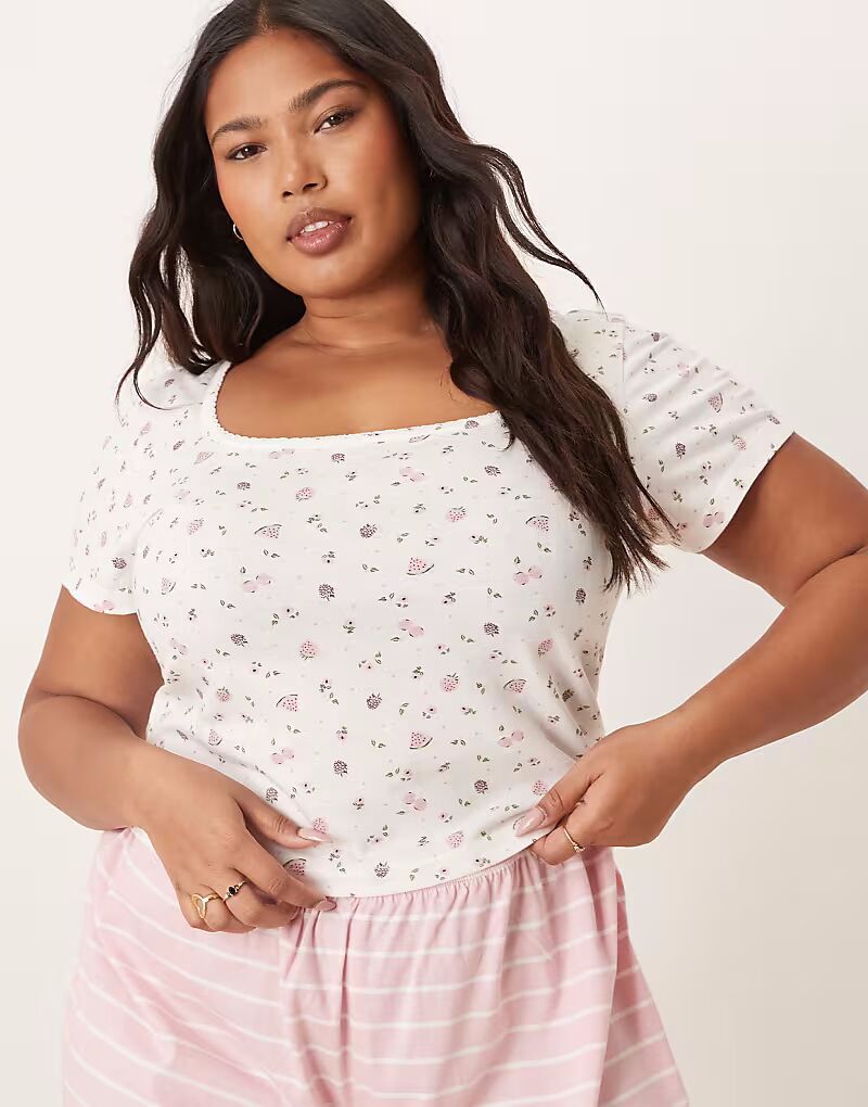 

Пижамная футболка Curve от ASOS DESIGN Mix & Match с принтом фруктов