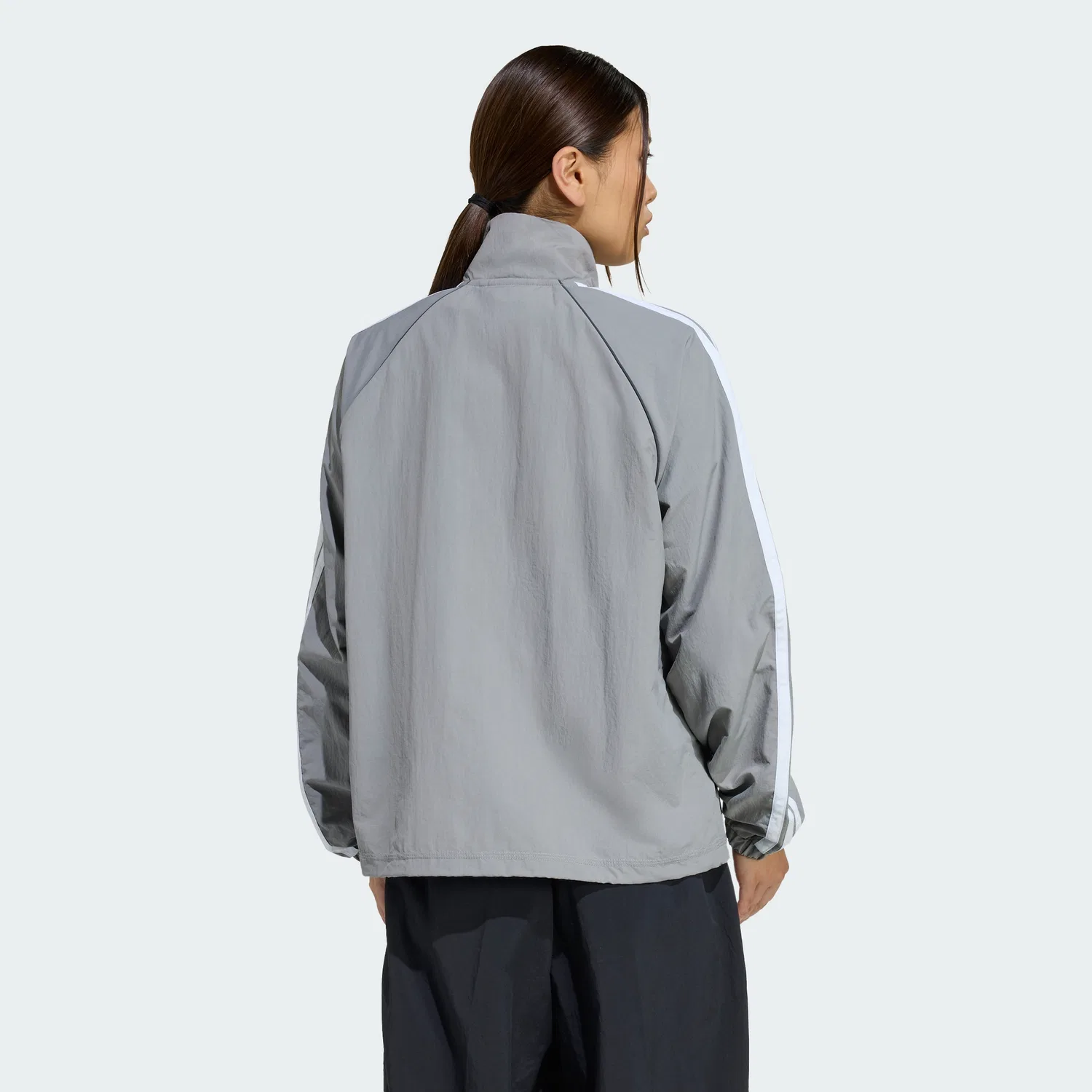 Женская тканая спортивная куртка 3-Stripes Iconic от Adidas — фото 2