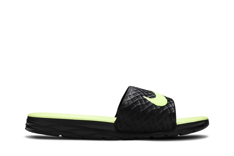 

Кроссовки Nike Benassi Solarsoft 'Black Volt', черный