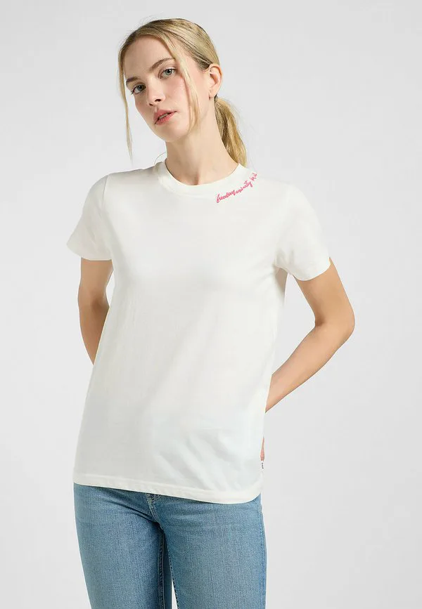 

Футболка с коротким рукавом, небольшой вышивкой, стандартного кроя и принтом. Lee, Ecru, Бежевый, Футболка с коротким рукавом, небольшой вышивкой, стандартного кроя и принтом. Lee, Ecru