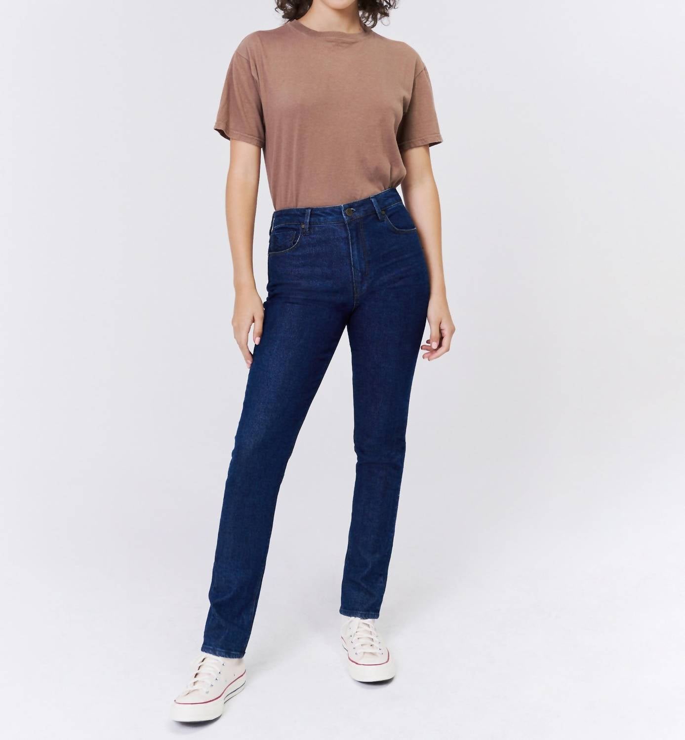 

Джинсы Joan Straight Fit Classic Unpublished