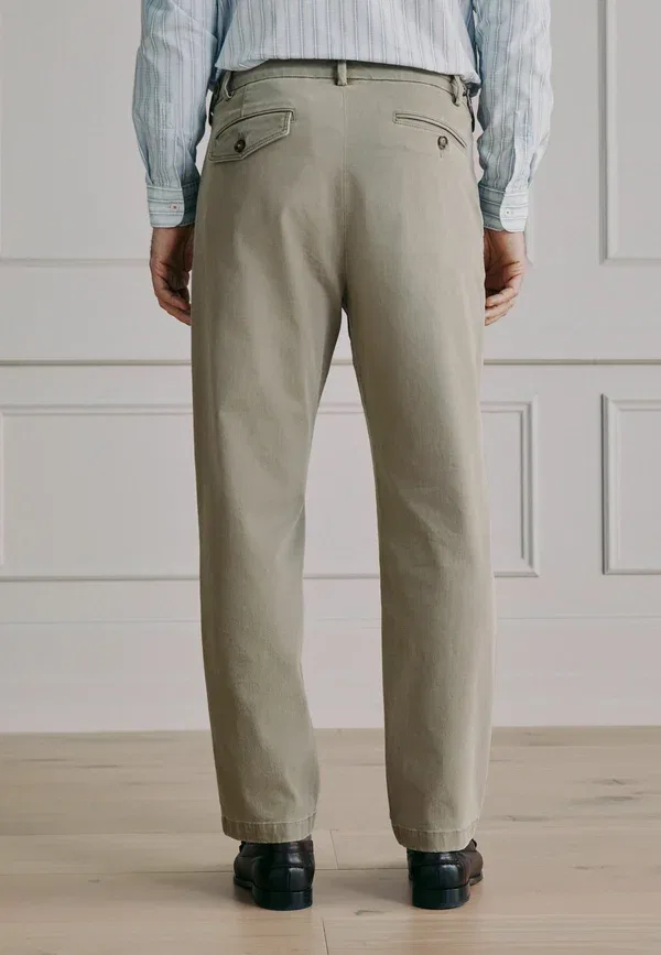 Брюки чинос Next, Regular tapered fit luxury soft touch chinos, цвет камень — фото 3