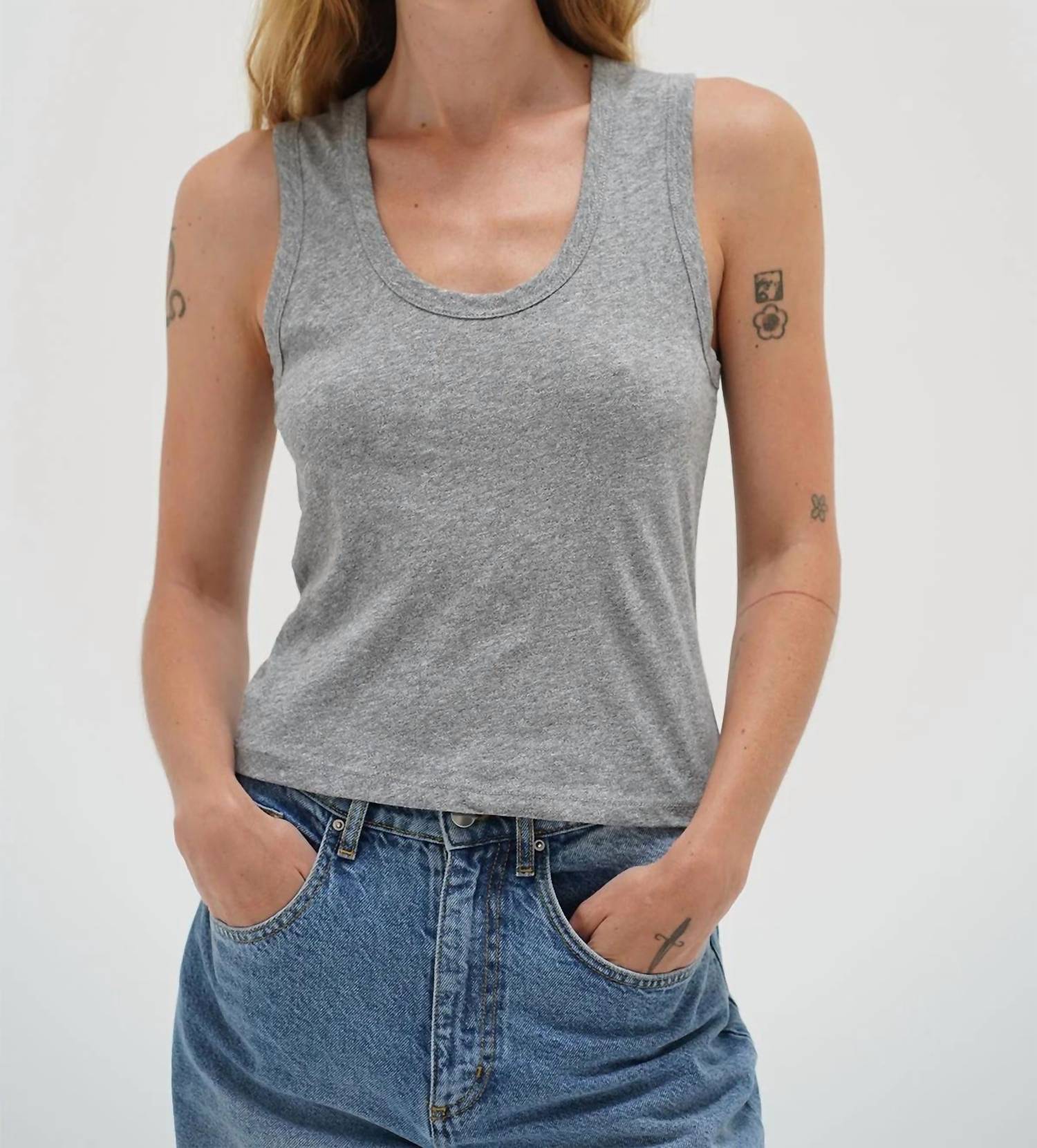 

Майка Deep U Cotton в цвете Heather Grey LNA