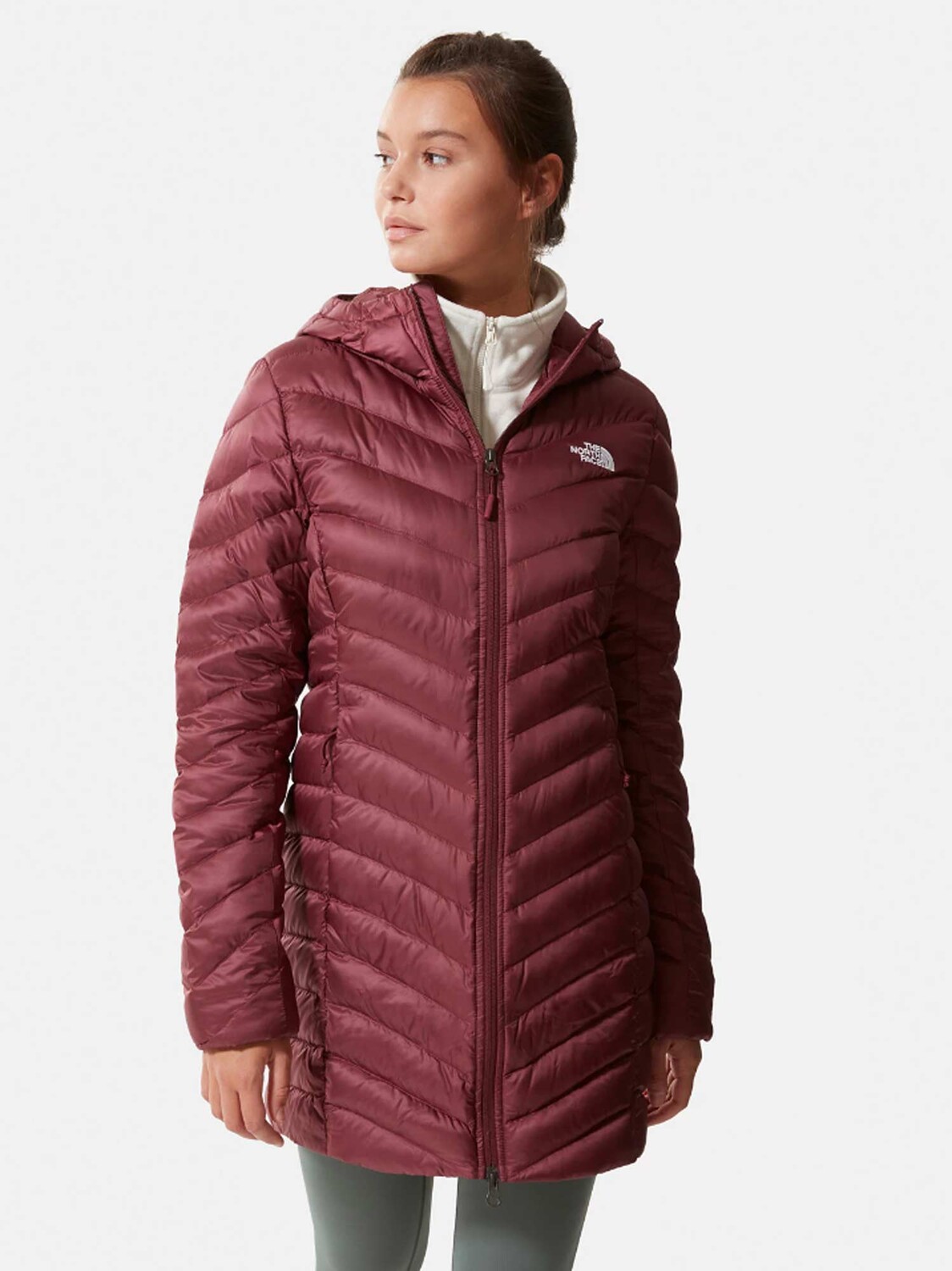 

Куртка The North Face W TREVAIL PARKA, красный