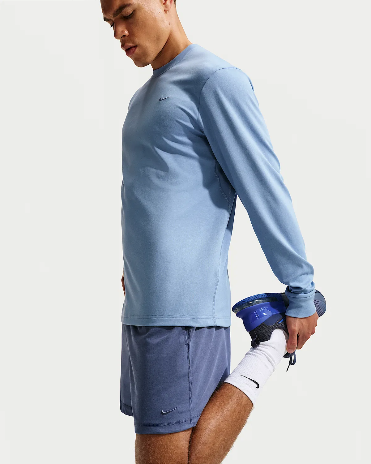 Мужские тренировочные шорты Nike N.A.C. Dri-FIT 5", Diffused Blue/Pale Ivory/Diffused Blue — фото 4