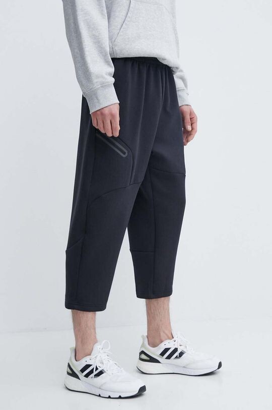 

Спортивные штаны Under Armour, черный