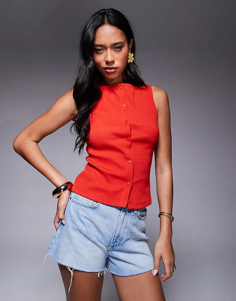 

Майка ASOS DESIGN с широким вырезом, отделкой в ​​рубчик, на пуговицах, красного цвета