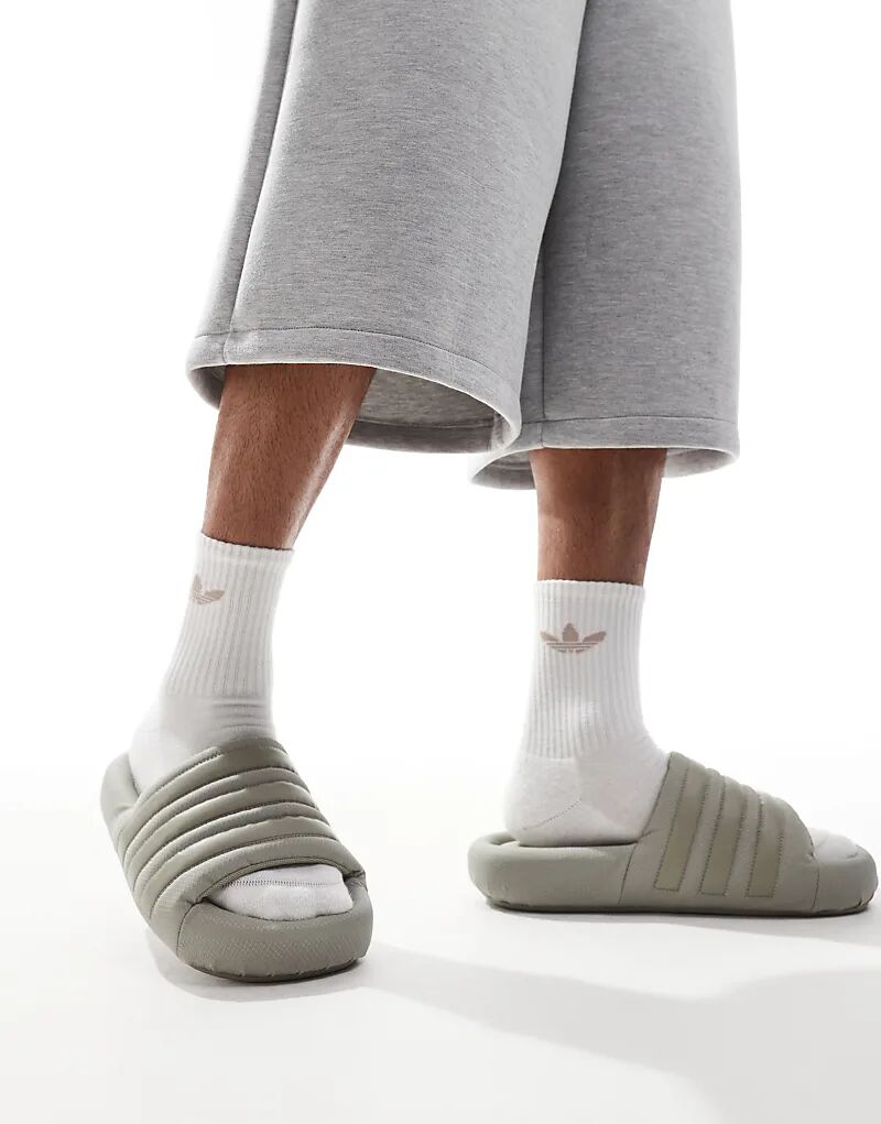 

Шлепанцы Adilette 24 серого цвета adidas Originals