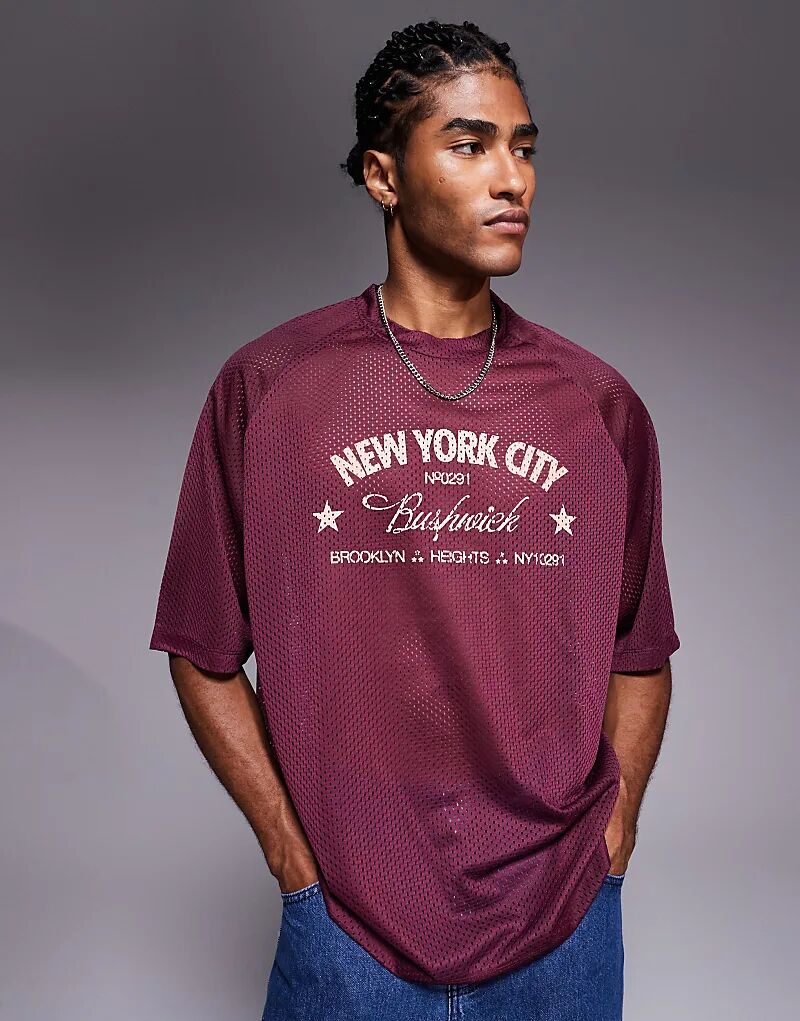 

Футболка свободного кроя ASOS DESIGN свободного кроя с принтом Bushwick в цвете Airtex бордового цвета