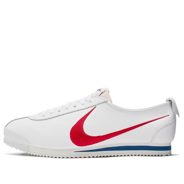 

Кроссовки classic cortez '72 qs 'shoe dog pack - swoosh' Nike, белый