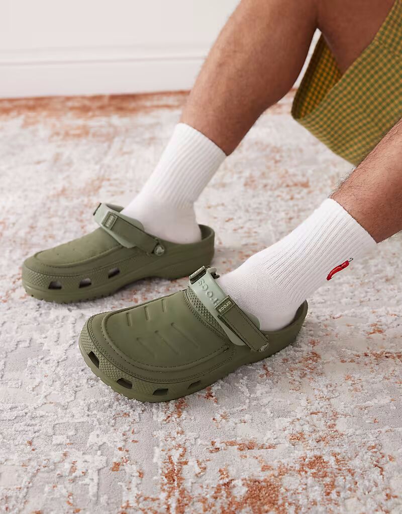 

Сабо Crocs Yukon Vista II темно-зеленого цвета