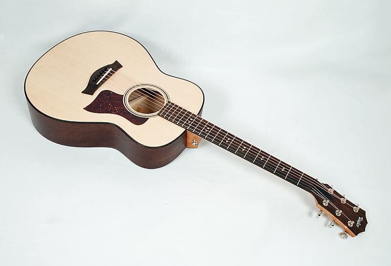 

Акустическая гитара Taylor GT Grand Theater Urban Ash Natural #91171 @ LA Guitar Sales.