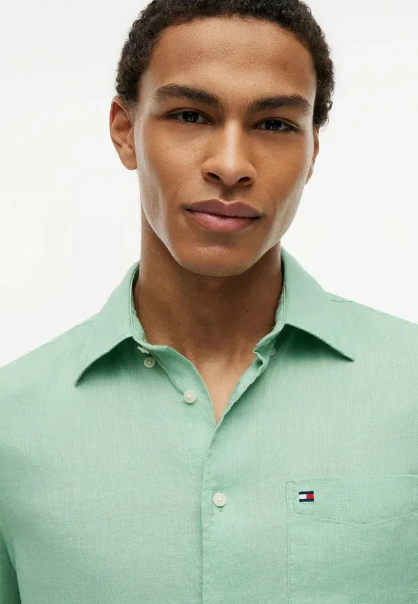 Рубашка Tommy Hilfiger, цвет свежескошенная трава — фото 4
