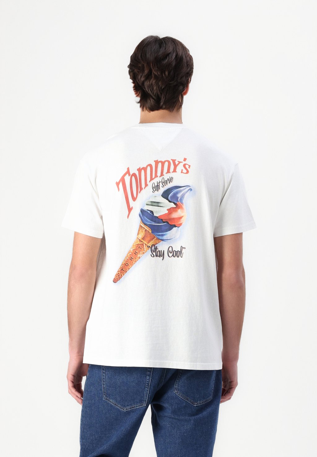 

Футболка с принтом NOVELTY TEE Tommy Jeans, молочный