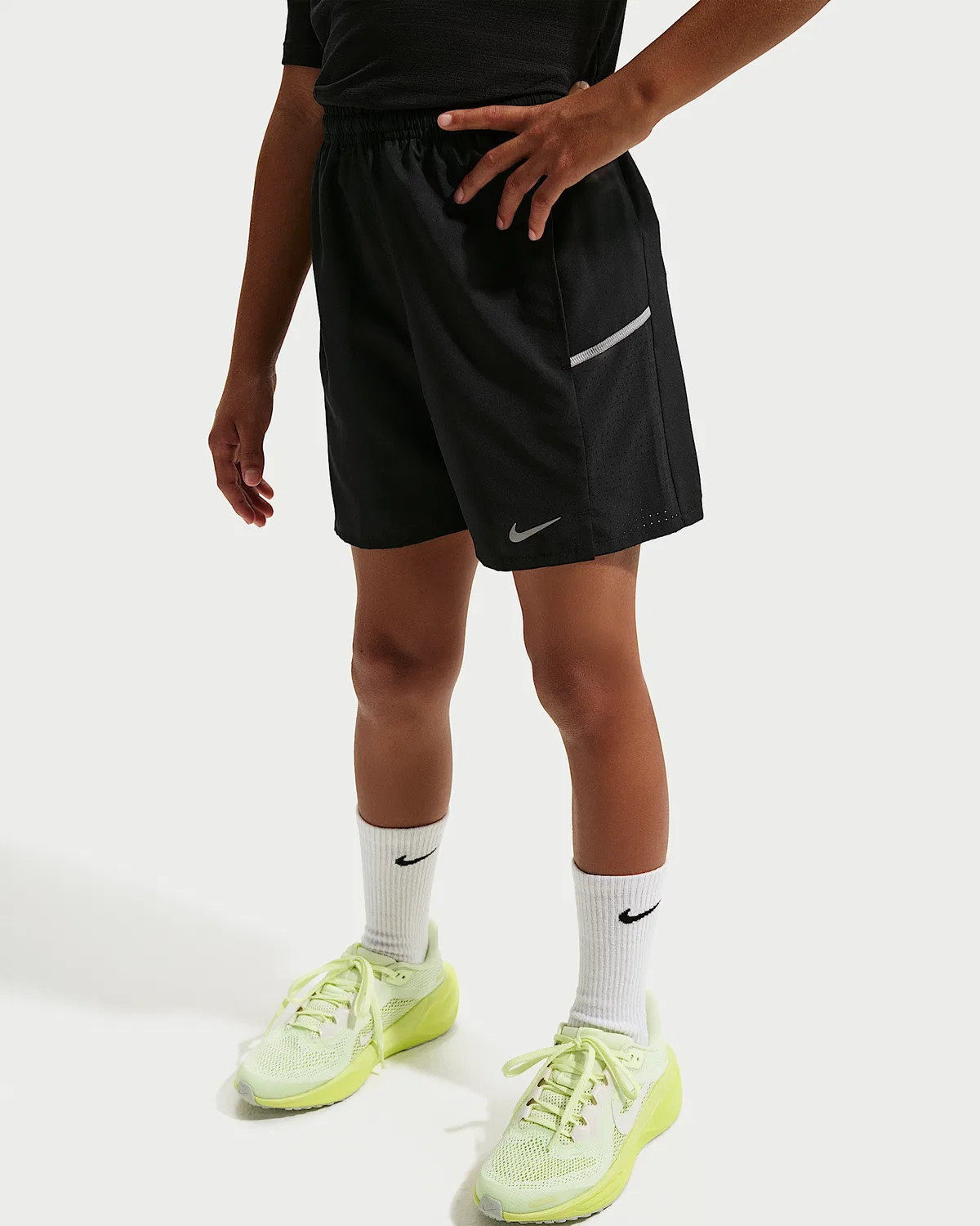 Детские тренировочные шорты Nike Miler Dri-FIT, Black/Black — фото 2
