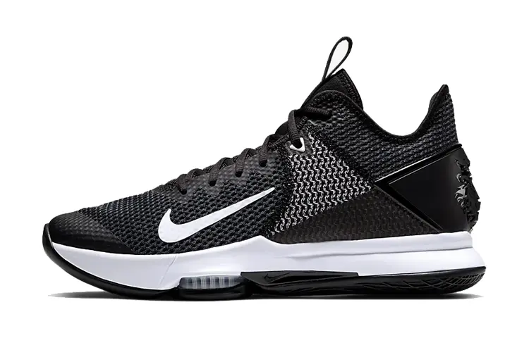

Nike LeBron Witness 4 Черный