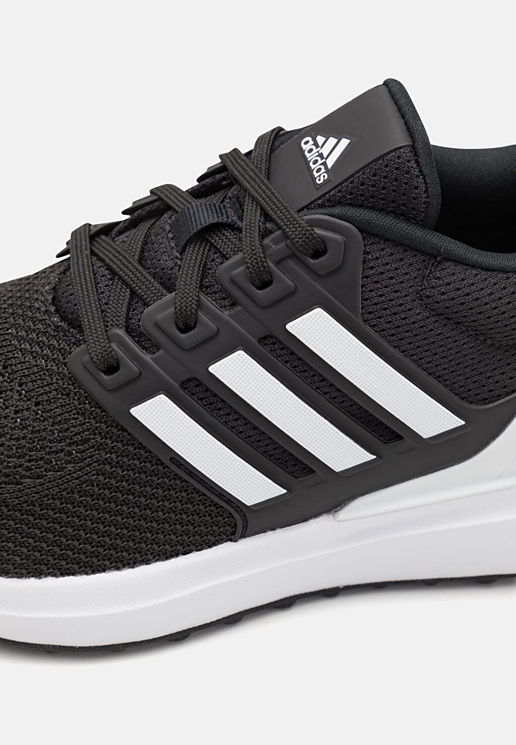 

Кроссовки для тренировок UBOUNCE DNA KIDS adidas Performance, черный