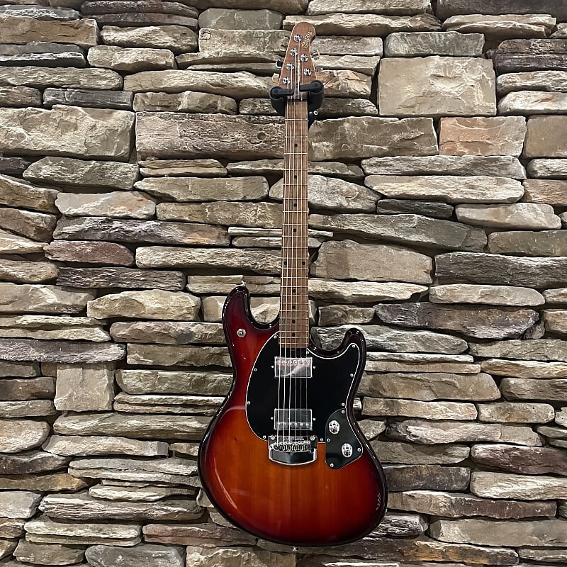 

Электрогитара Ernie Ball Music Man Stingray HH Tremolo 2023 - Burnt Amber