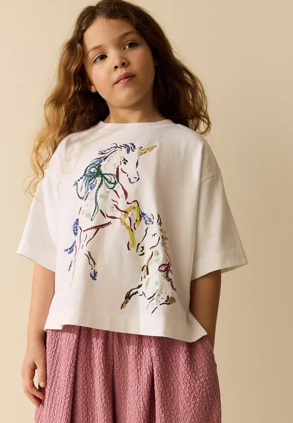 Футболка Next, Regular fit sequin graphic oversized boxy t-shirt, белый единорог