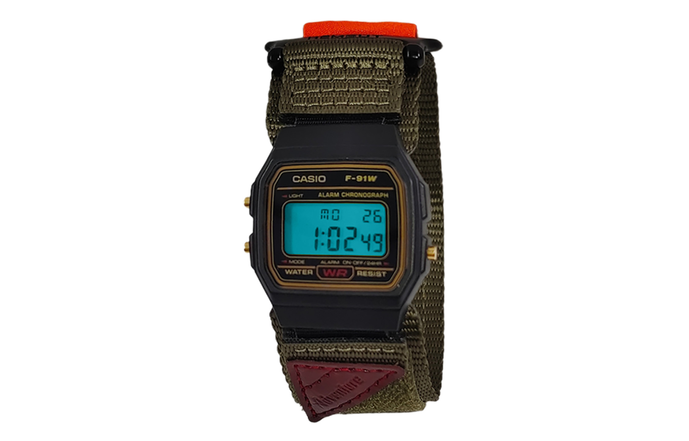 

CASIO Мужские часы Retrofit Series с кварцевым механизмом и нейлоновым ремешком, черный циферблат