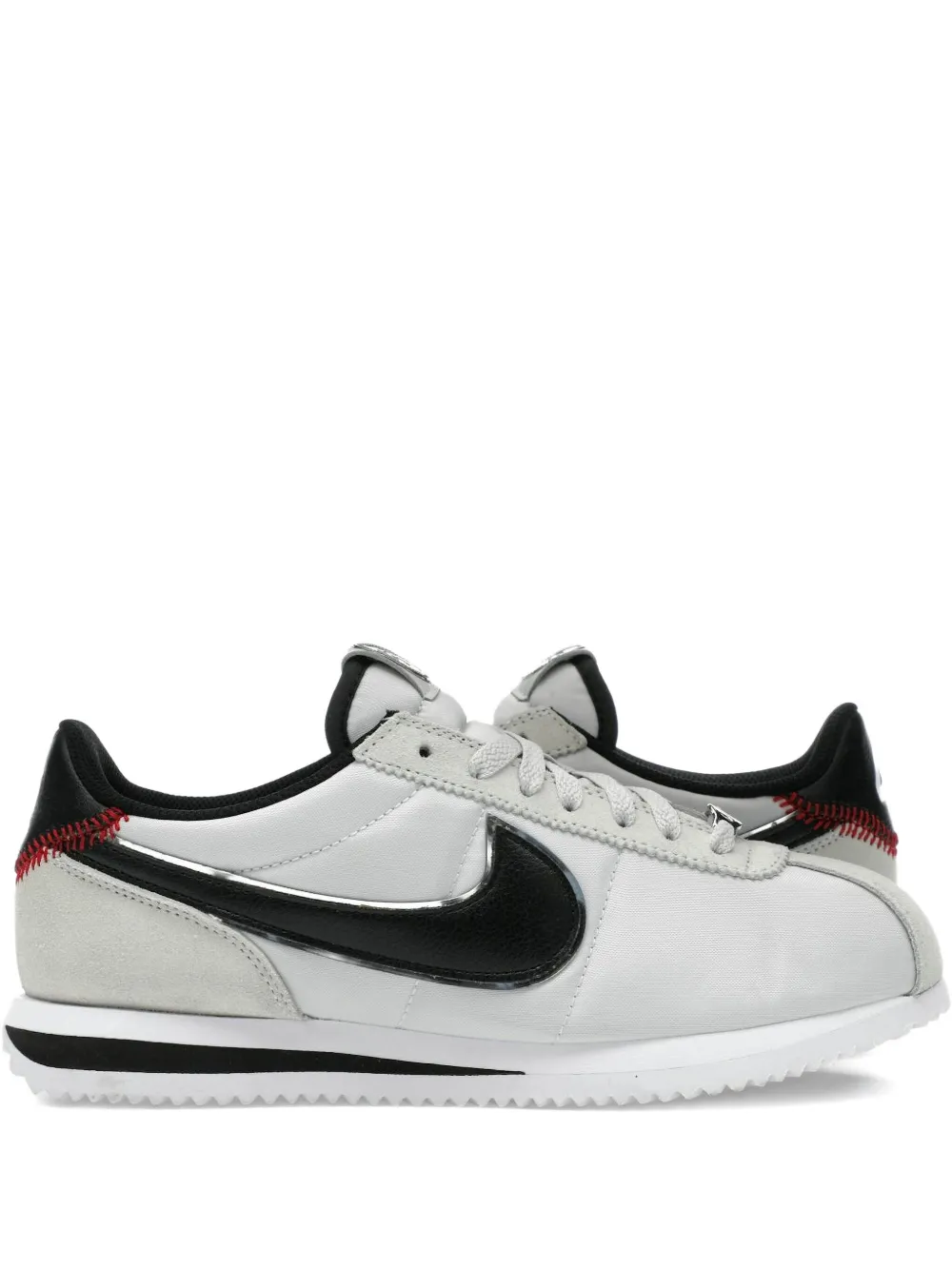 

Кроссовки Cortez с металлическими вставками Nike, белый