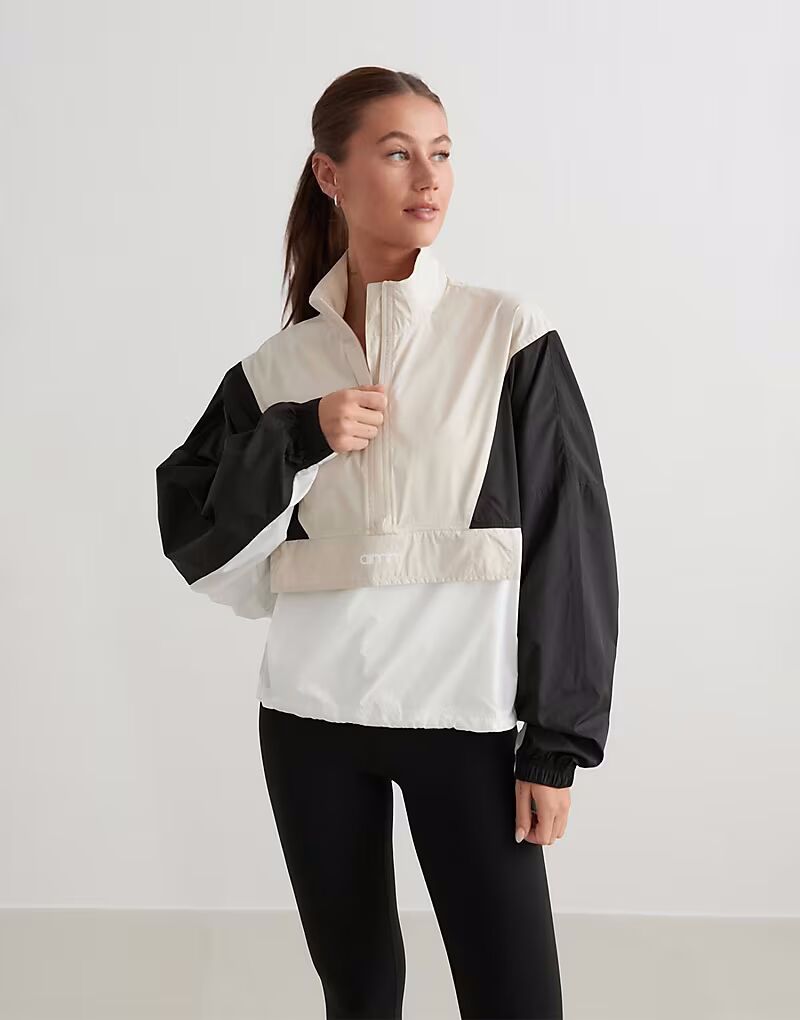 

Куртка Café au lait balance block windstopper бежевого цвета Aim'N