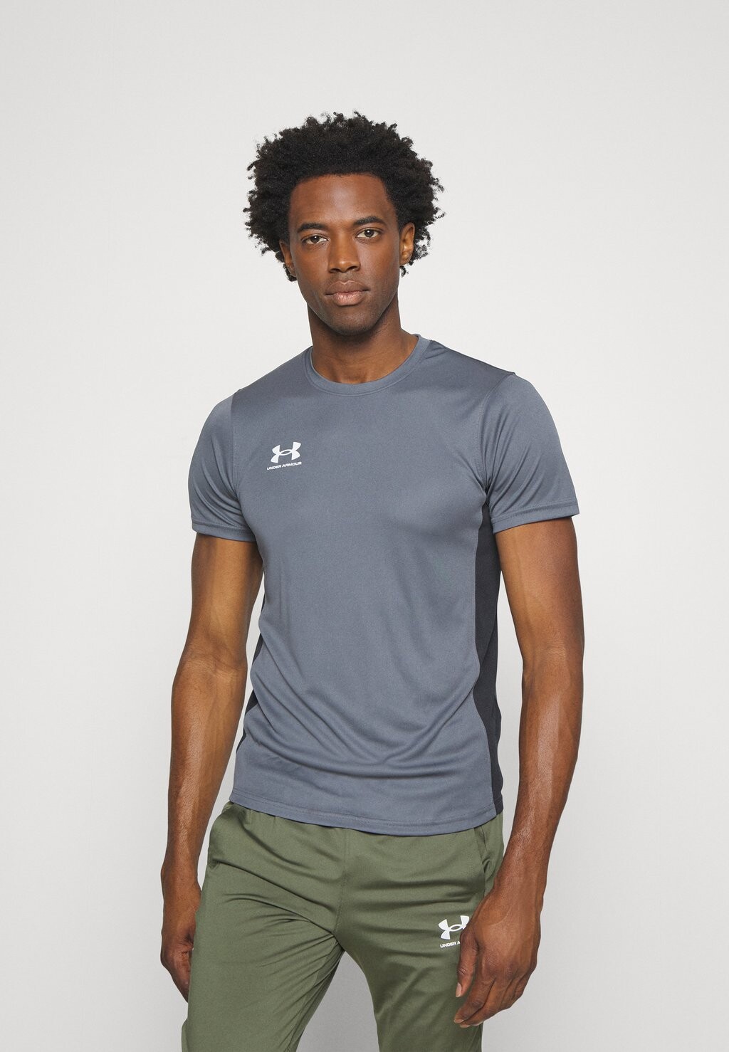 

Спортивная футболка CHALLENGER TRAIN Under Armour, Castlerock/белый