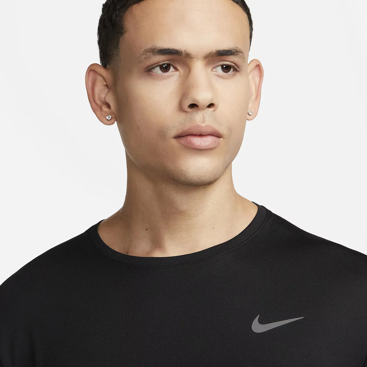 Футболка Nike Men's Miler, чёрный — фото 3