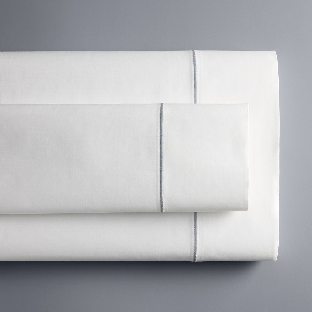 

Комплект простыней или наволочек Simply Vera Vera Wang Pima Cotton 600 с плотностью нитей, цвет Bright White Contrast