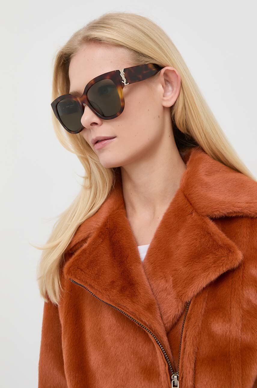 

Солнцезащитные очки Saint Laurent, коричневый