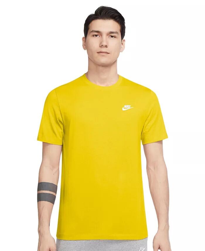 

Мужская футболка Sportswear Club Nike, золото