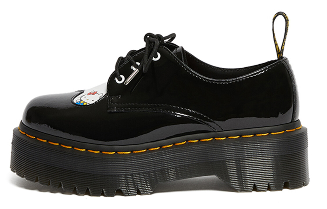 Туфли на платформе женские низкие черные Dr.Martens