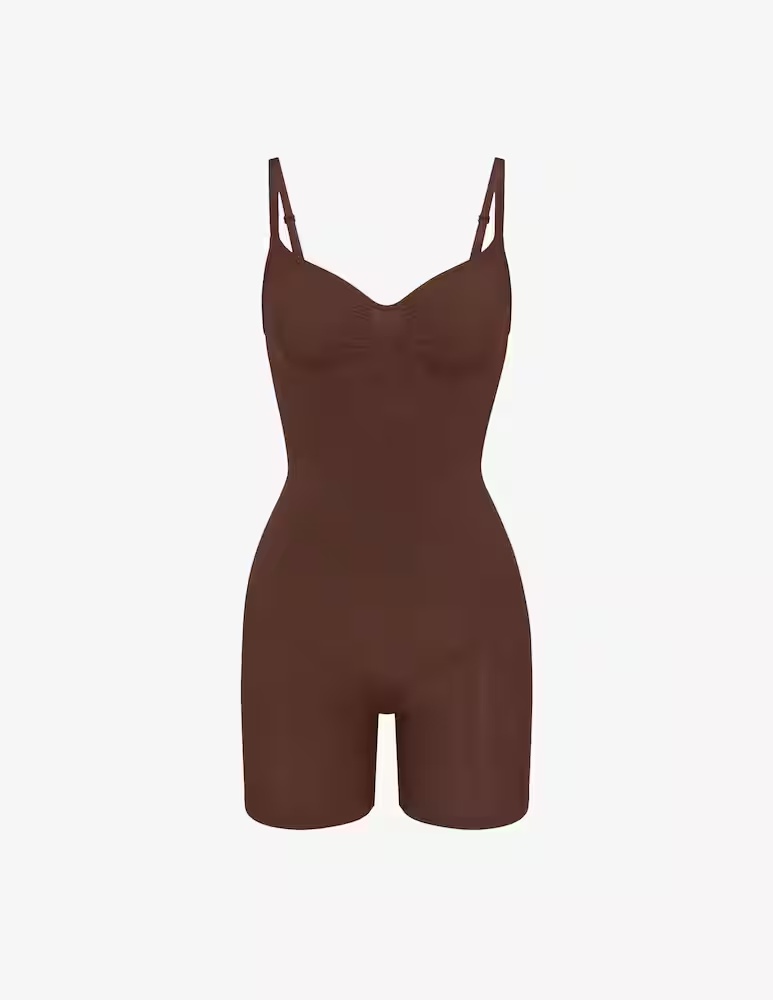 

Боди до середины бедра SKIMS, цвет Cocoa
