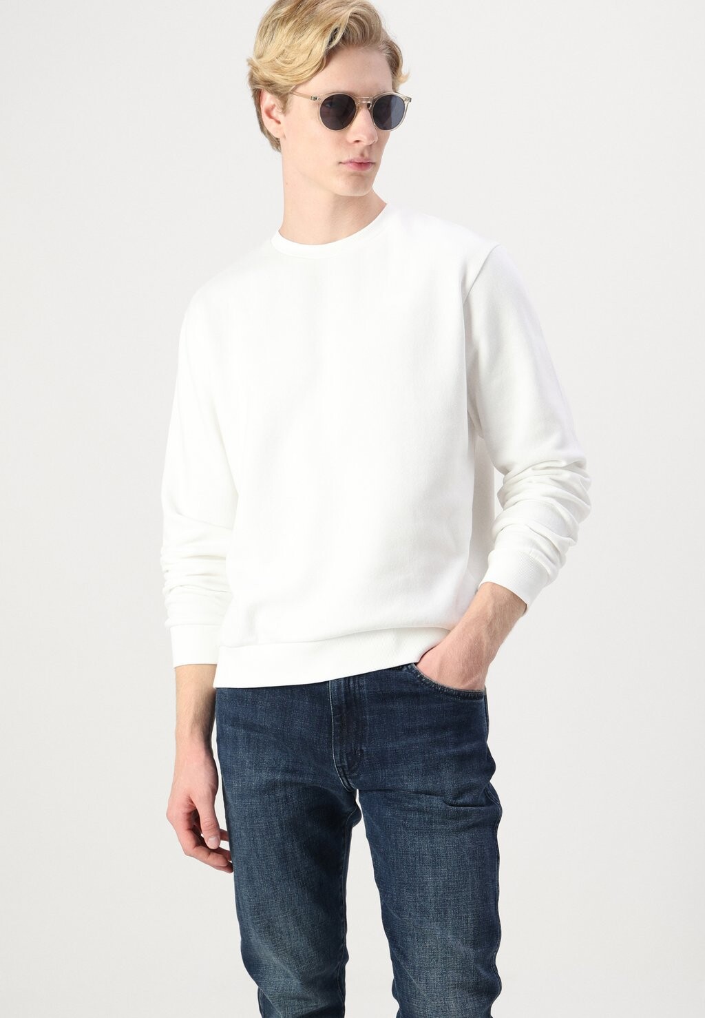 

Толстовка JJEBRADLEY CREW NOOS Jack & Jones, молочный